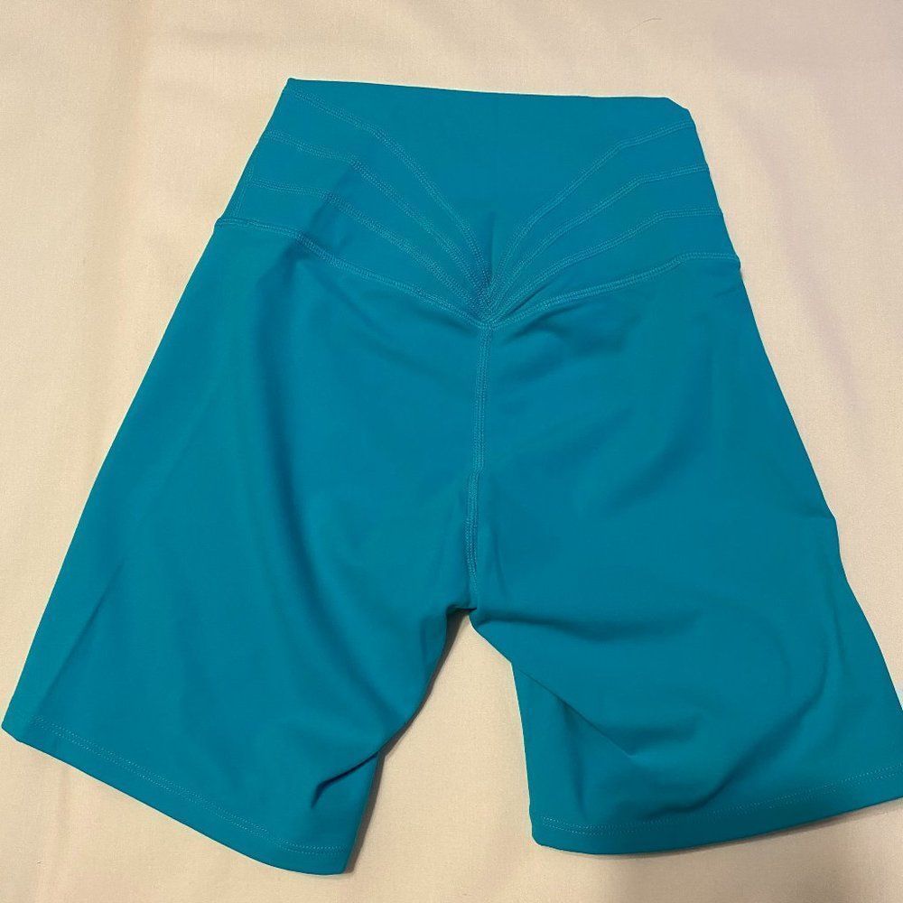 High- Waisted Blue Activewear Shorts B83 Size S